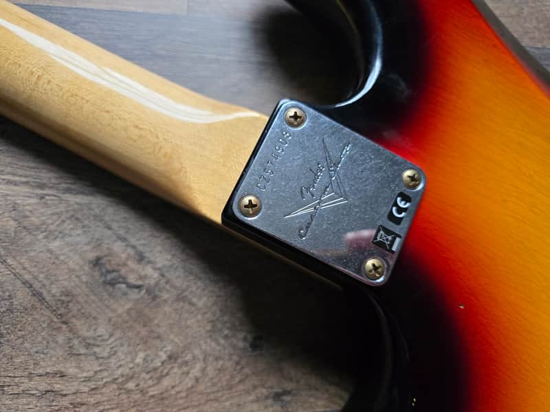 Fender Custom Shop Bass VI Journeyman Relic