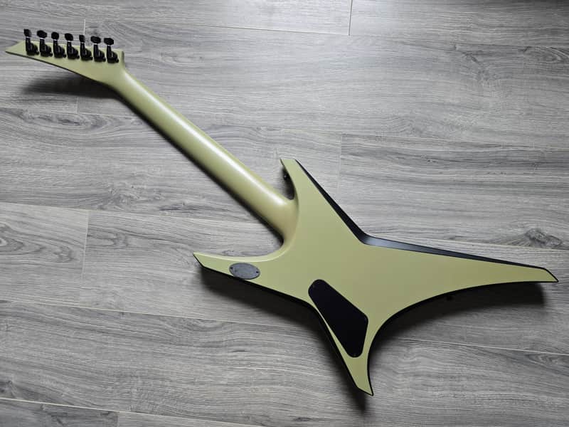 Jackson Custom Shop Warrior 7