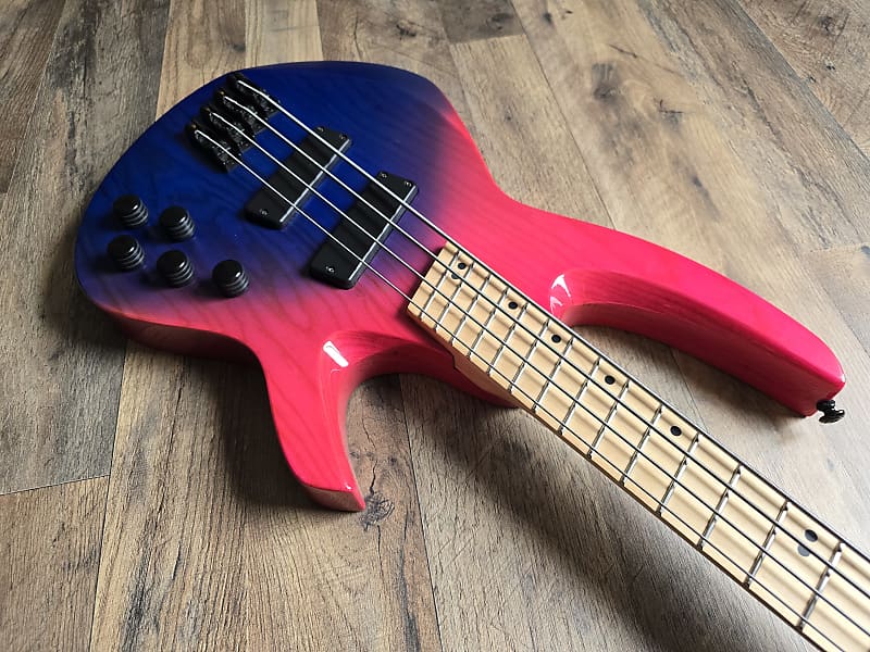 Ormsby BassGTR 4 with custom bridge and soapbar pickups close-up