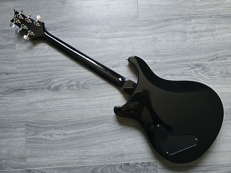 PRS P-22 10-Top.