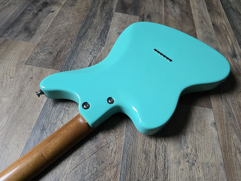 Tom Anderson Raven Classic