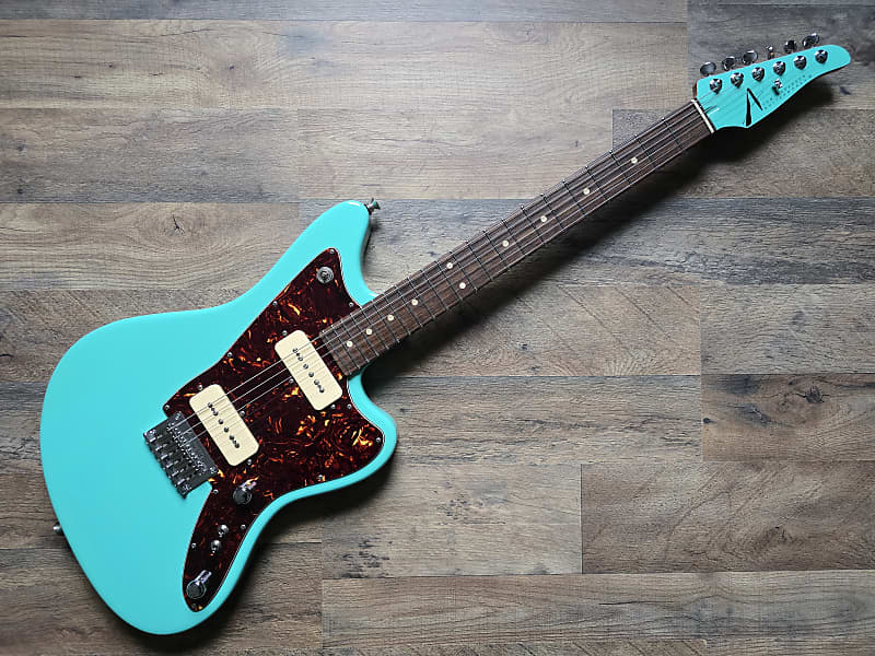 Tom Anderson Raven Classic